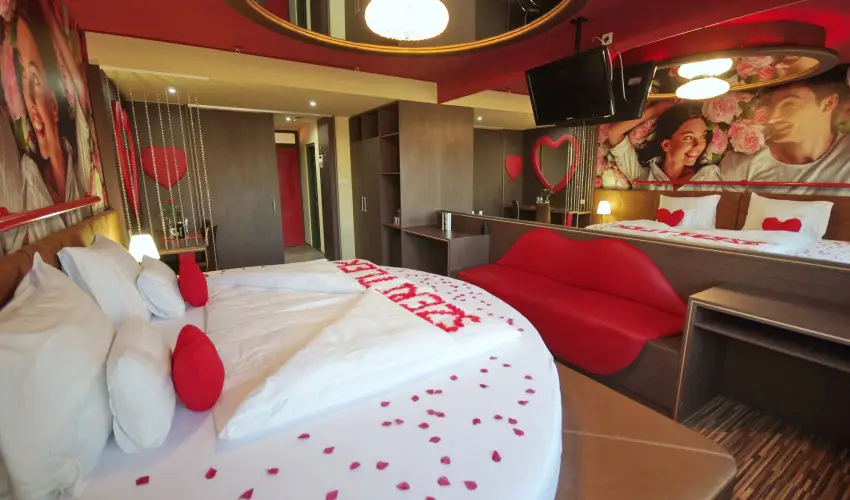 Corvin Hotel Gyula - Augusztus 20.