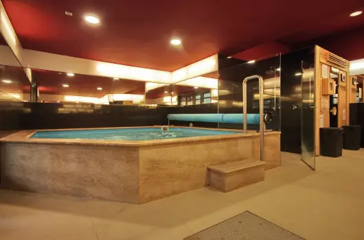 Corvin Hotel - Augusztus 20.