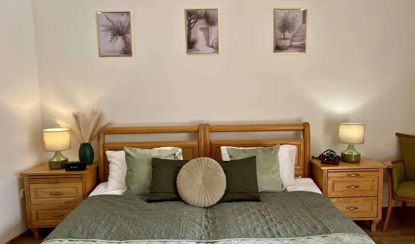 Cottage Apartman Gyula Gyula - Augusztus 20. (min. 2 j)