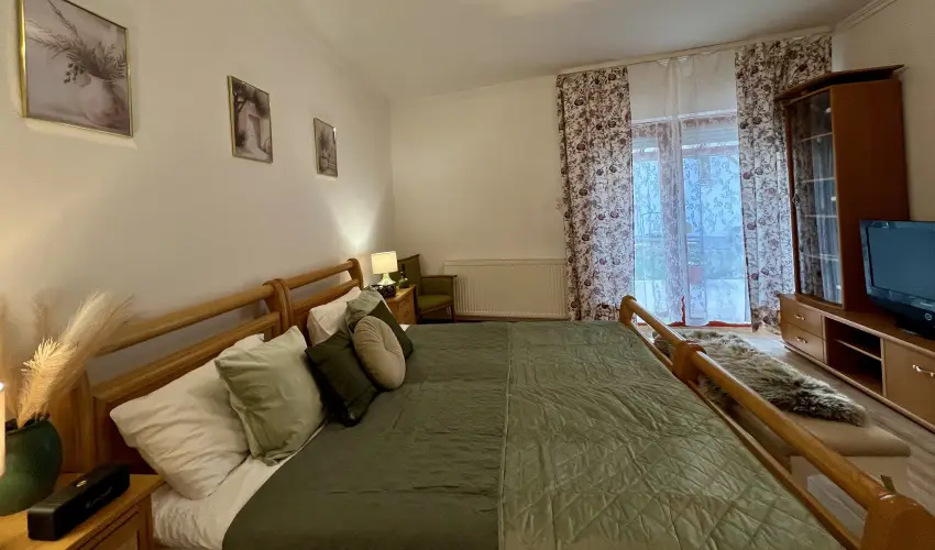 Cottage Apartman Gyula Gyula - Augusztus 20. (min. 2 j)