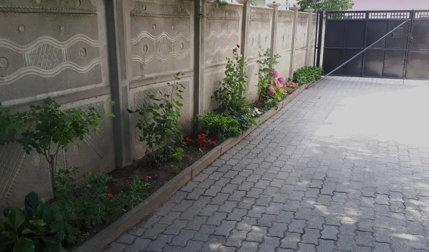 Cs�ka Apartman P�pa - Augusztus 20. (min. 4 �j)