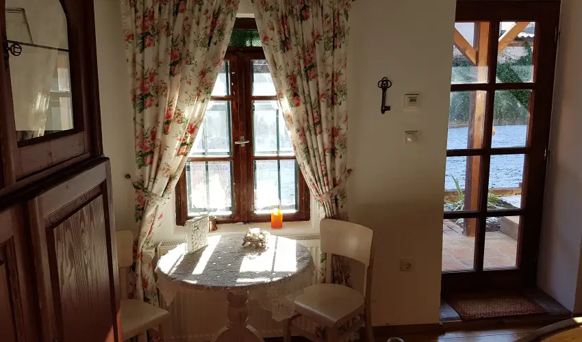 Czirka Vendghz Tolcsva - Augusztus 20. (min. 2 j)