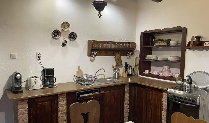 Czirka Vendghz Tolcsva - Augusztus 20. (min. 2 j)