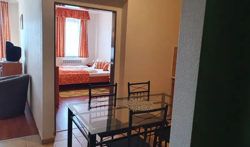 D&A Apartmanhz Egerszalk - Augusztus 20.