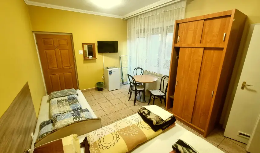 Dek Vendghz Hajdszoboszl - Augusztus 20. (min. 4 j)