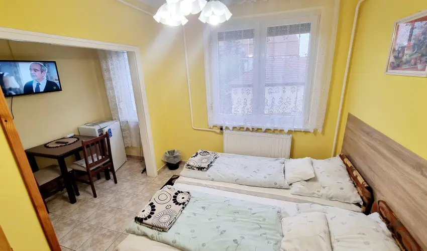 Dek Vendghz Hajdszoboszl - Augusztus 20. (min. 4 j)