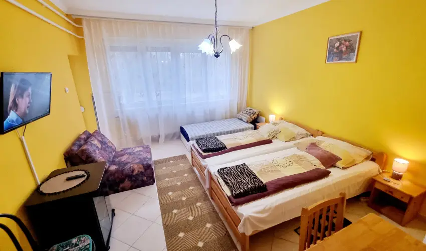 Dek Vendghz Hajdszoboszl - Augusztus 20. (min. 4 j)