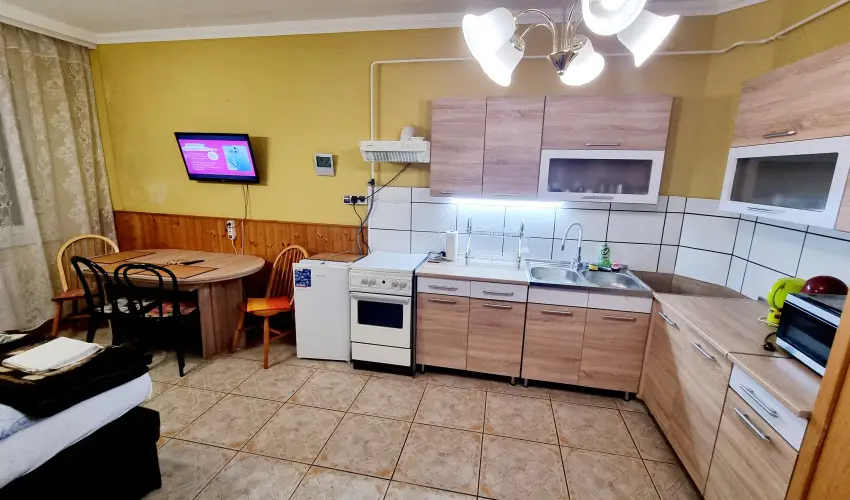 Dek Vendghz Hajdszoboszl - Augusztus 20. (min. 4 j)