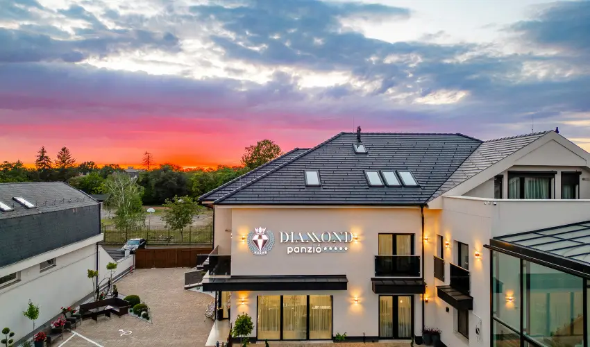 Diamond Panzi Hajdszoboszl - Augusztus 20. - teljes elrefizetssel (min. 2 j)