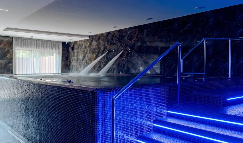 Diamond Panzi Hajdszoboszl - Augusztus 20. - teljes elrefizetssel (min. 2 j)