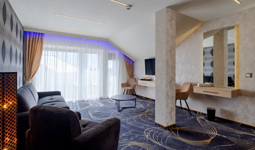 Diamond Panzi Hajdszoboszl - Augusztus 20. - teljes elrefizetssel (min. 2 j)