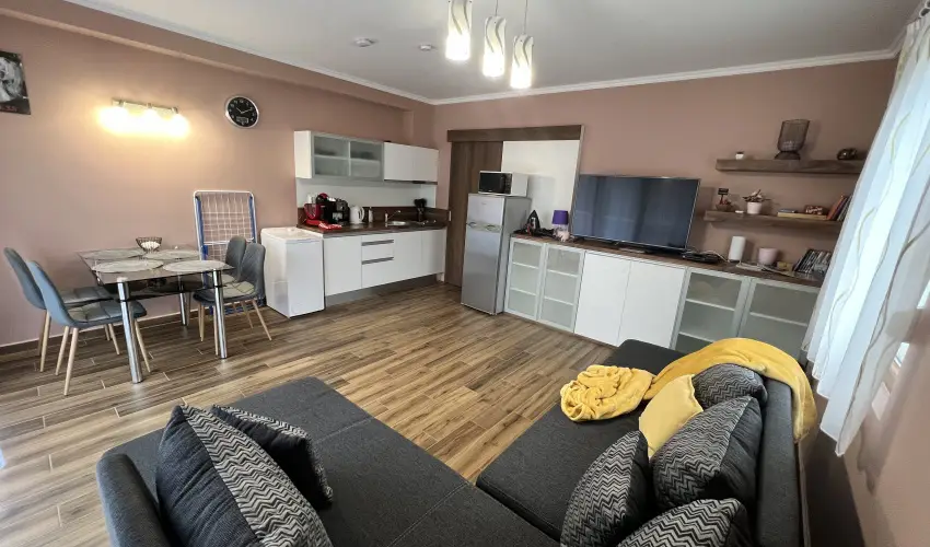 Dorina Wellness Apartman Sifok - Augusztus 20. (min. 5 j)