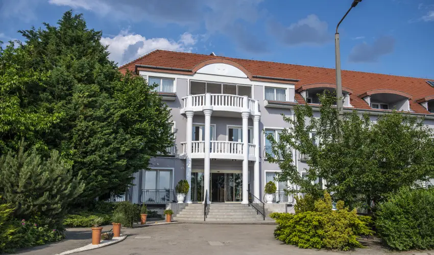 Duna Relax Hotel R�ckeve - Augusztus 20. (min. 2 �j)