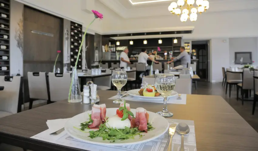 Duna Wellness Hotel Baja - Augusztus 20.