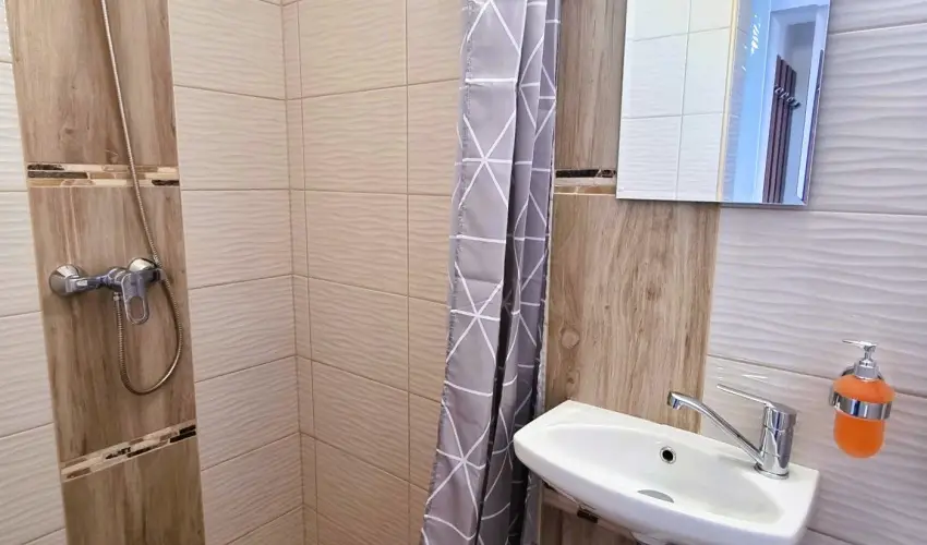 Duna-Beach Apartman Kimle - Augusztus 20. (min. 2 j)