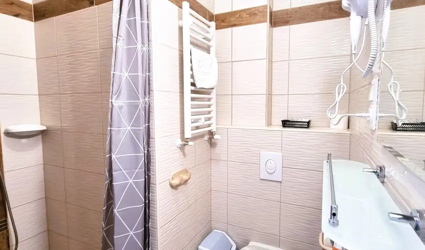 Duna-Beach Apartman Kimle - Augusztus 20. (min. 2 j)