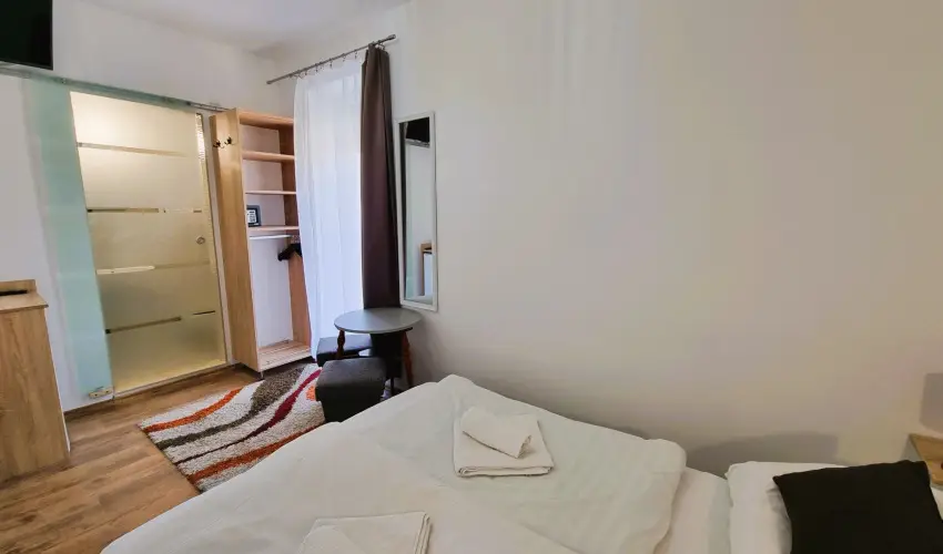 Duna-Beach Apartman Kimle - Augusztus 20. (min. 2 j)