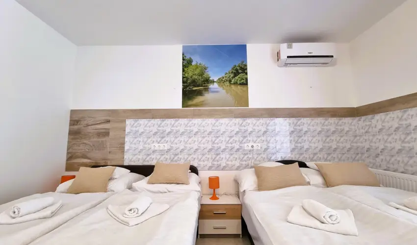 Duna-Beach Apartman Kimle - Augusztus 20. (min. 2 j)