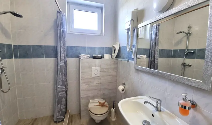 Duna-Beach Apartman Kimle - Augusztus 20. (min. 2 j)