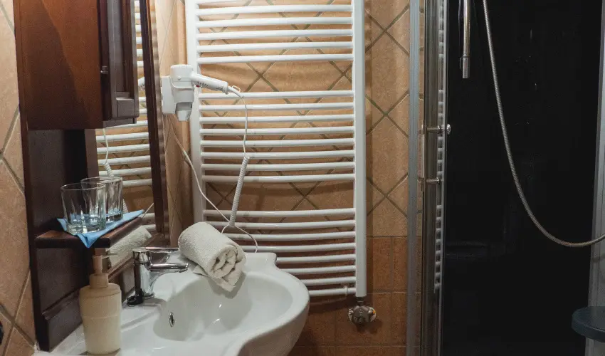 Edvy Malom Fogad� �s Barokk Udvarh�z P�pa - Augusztus 20. (min. 2 �j)