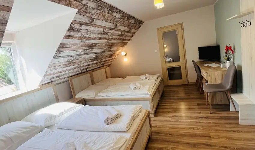 Eged Panzi� Eger - Augusztus 20.