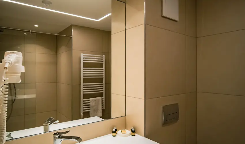 Eleven Business & Sport Hotel Jszrokszlls - Augusztus 20.