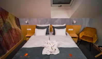 Eleven Business & Sport Hotel Jszrokszlls