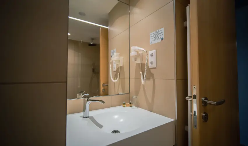 Eleven Business & Sport Hotel Jszrokszlls - Augusztus 20.