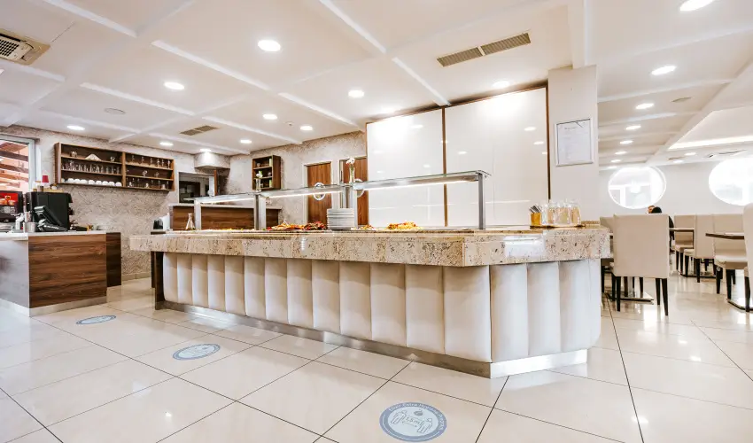 Elixr Medical Wellness Hotel Mrahalom - Augusztus 20. (min. 2 j)