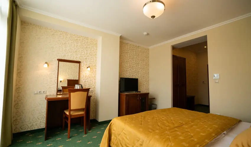 Elizabeth Hotel Gyula - Augusztus 20. (min. 3 �j)