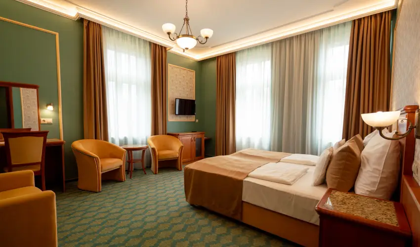Elizabeth Hotel Gyula - Augusztus 20. (min. 3 �j)