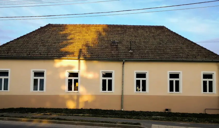 �lm�ny Vend�gh�z Csurg� - Augusztus 20.