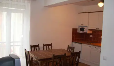 EMAN Apartmanh�z S�rv�r S�rv�r