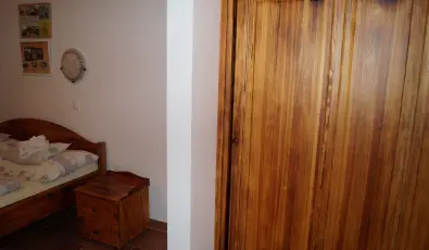 EMAN Apartmanh�z S�rv�r S�rv�r