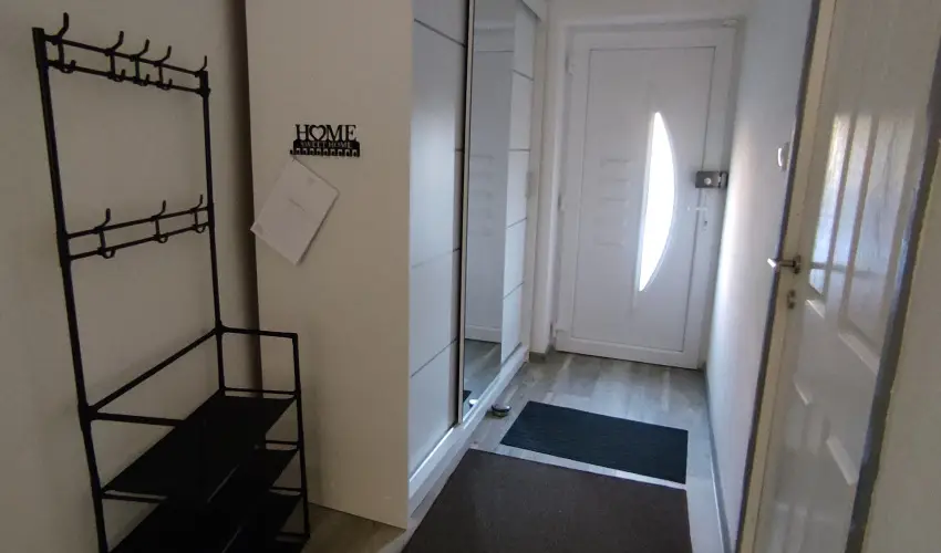 �nId�m Orosh�za Orosh�za - Augusztus 20.