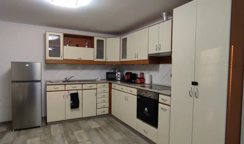 �nId�m Orosh�za Orosh�za - Augusztus 20.