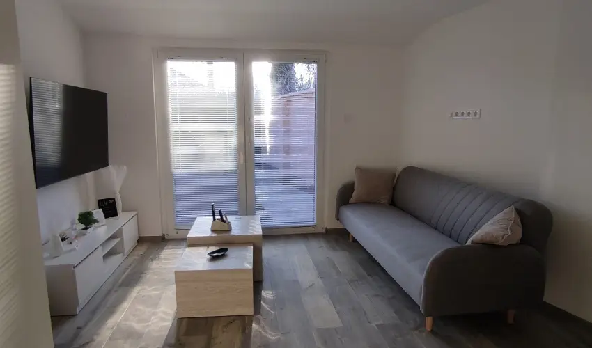 �nId�m Orosh�za Orosh�za - Augusztus 20.