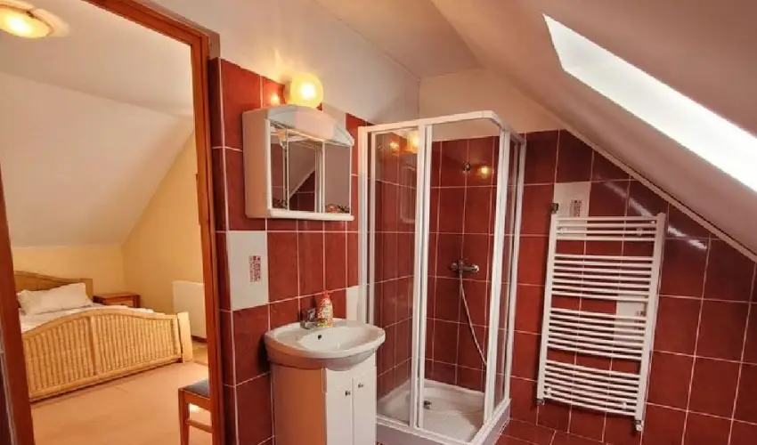 Szarvas Panzi� Erd�b�nye - Augusztus 20. (min. 2 �j)