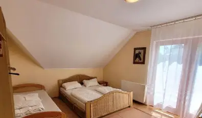 Szarvas Panzi� Erd�b�nye