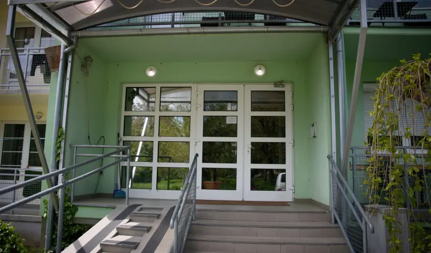 Erika Apartman Srvr - Augusztus 20. (min. 3 j)