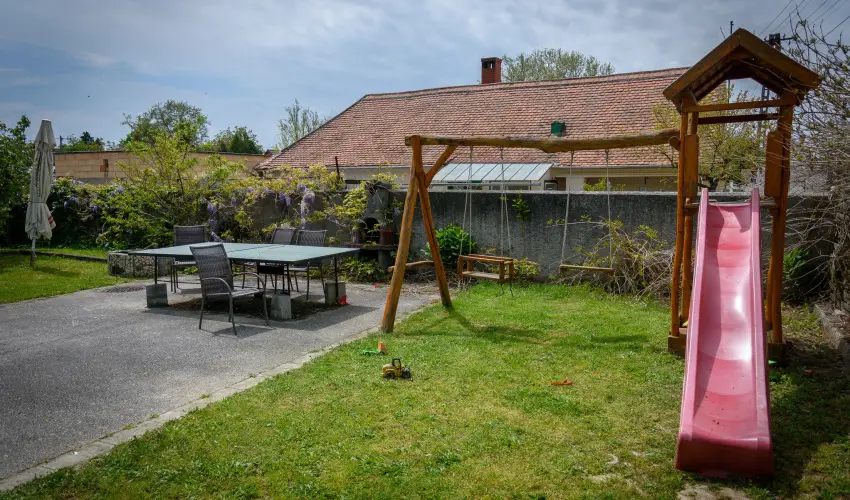 Erika Apartman Srvr - Augusztus 20. (min. 3 j)