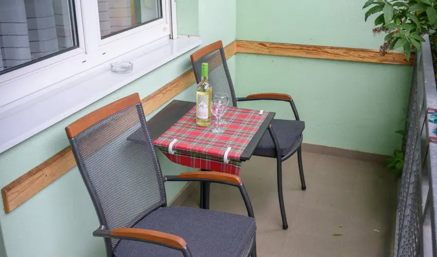 Erika Apartman Srvr - Augusztus 20. (min. 3 j)