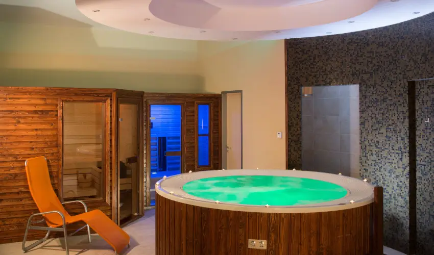 Erzsbet Kirlyn Szlloda Gdll - Augusztus 20. 