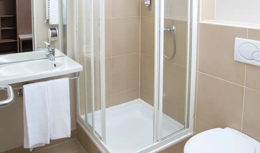 Erzsbet Kirlyn Szlloda Gdll - Augusztus 20. 