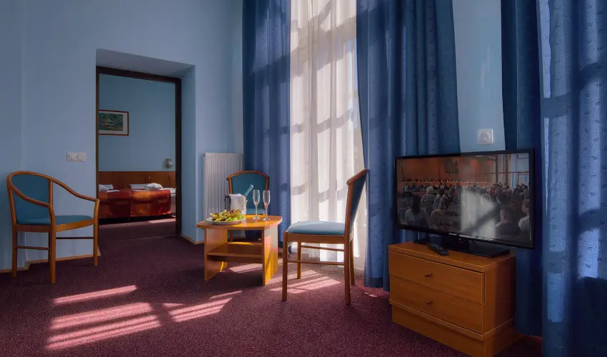 Erzs�bet Park Hotel Par�df�rd� - Augusztus 20.