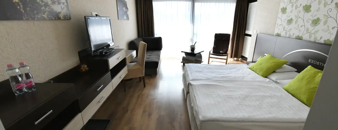 Ezsthd Hotel Veszprm - Augusztus 20.