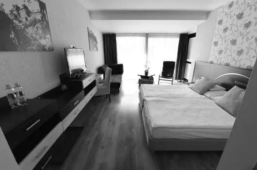 Ez�sth�d Hotel - Augusztus 20.