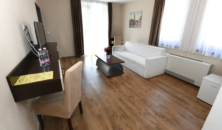 Ezsthd Hotel Veszprm - Augusztus 20.