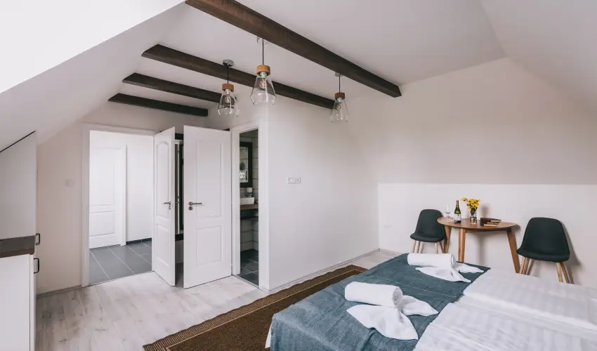 FATA Birtok Vendghz Nemesgulcs - Augusztus 20. (min. 3 j)