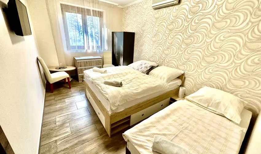 Fenyves Vendghz Sifok - Augusztus 20. (min. 5 j)